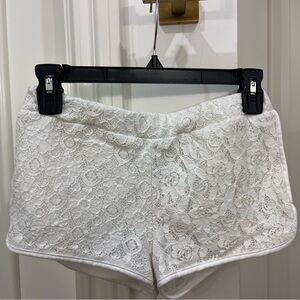 MIA CHICA Lace white girls shorts